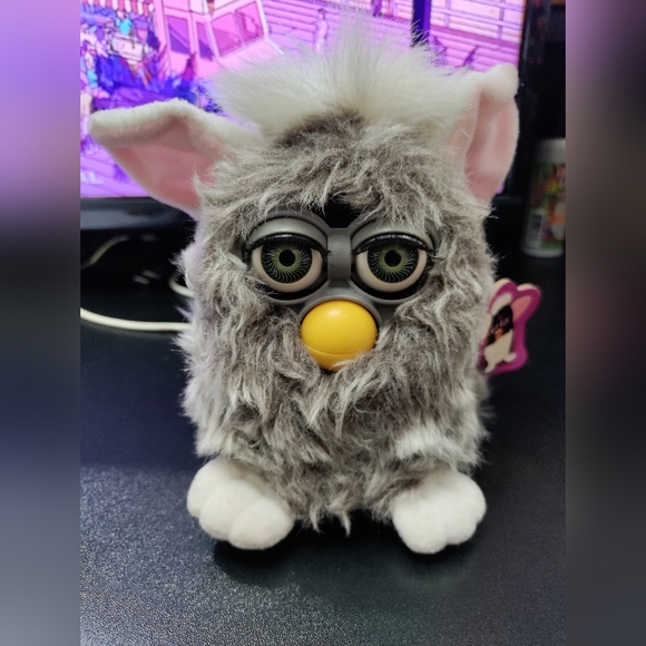 First Edition 1998 Furby - Picture 1 of 4